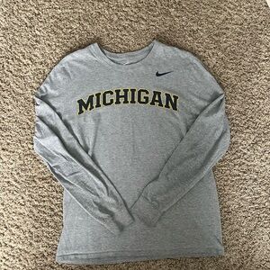 Men’s Nike Michigan Long Sleeve Tee